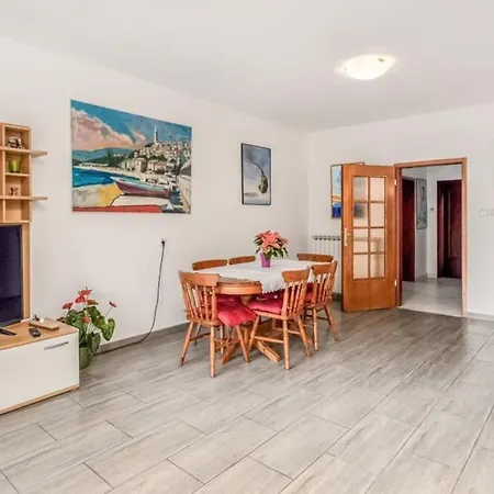 Jelena * Novi Vinodolski